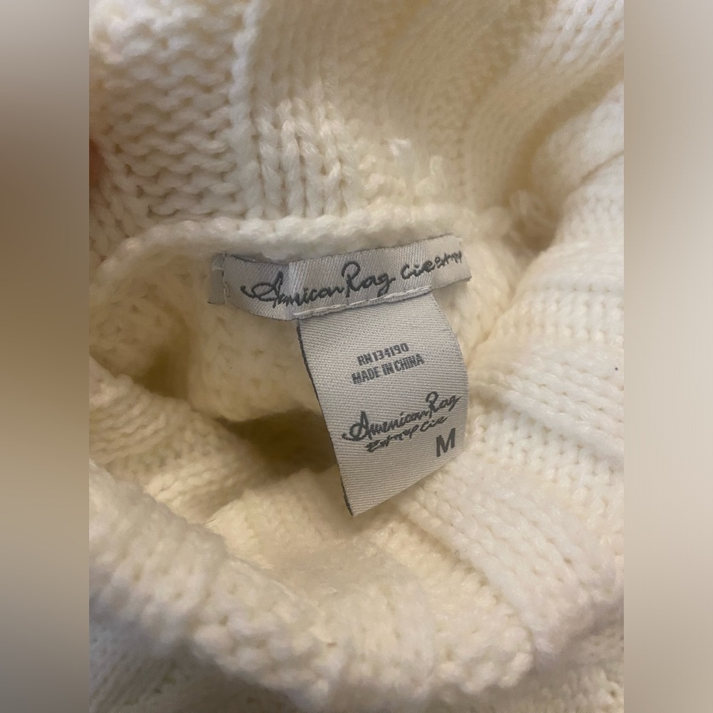 American Rag cold shoulder sweater - Picture 9 of 15